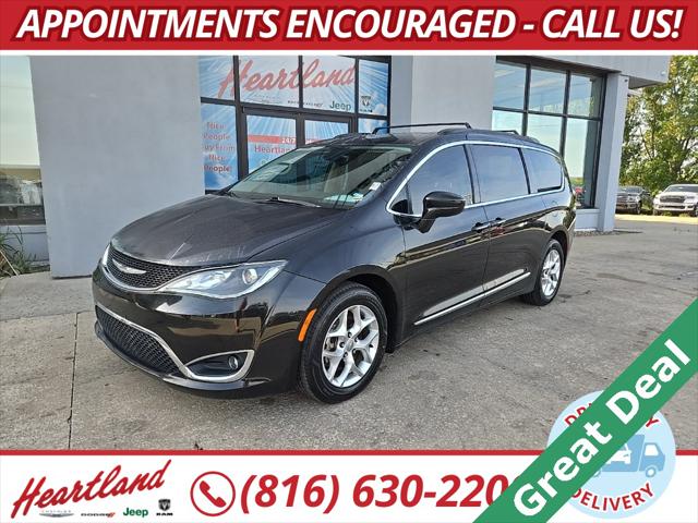 2017 Chrysler Pacifica Touring-L 2017 Chrysler Pacifica Touring-L