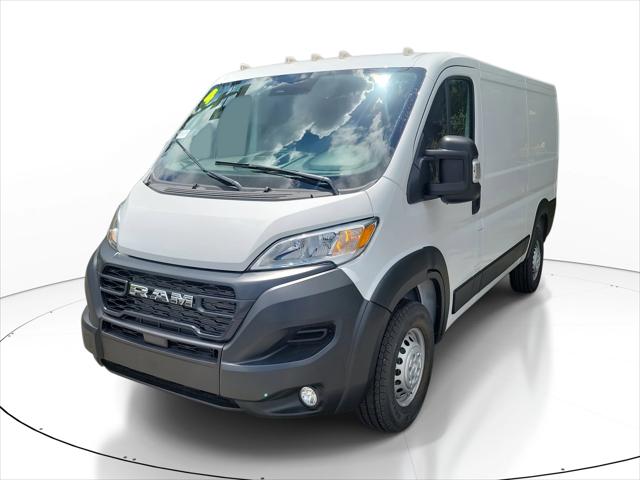 2024 RAM ProMaster 2500 Cargo Van Tradesman Low Roof 136 WB w/Pass Seat