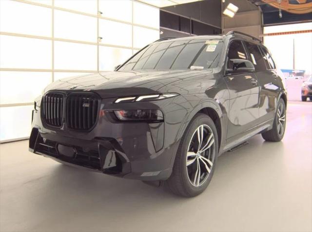 2023 BMW X7 M60i