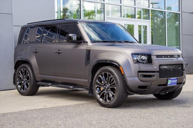 2025 Land Rover Defender V8