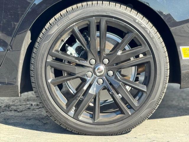 2022 Volvo S60 Recharge Plug-In Hybrid T8 Black Edition R-Design Extended Range