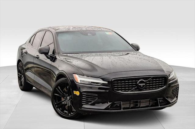 2022 Volvo S60 Recharge Plug-In Hybrid T8 Black Edition R-Design Extended Range 2022 Volvo S60 Recharge Plug-In Hybrid T8 Black Edition R-Design Extended Range