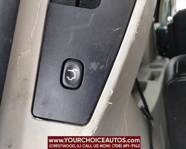 2015 Chrysler Town & Country Touring