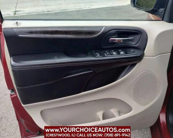 2015 Chrysler Town & Country Touring