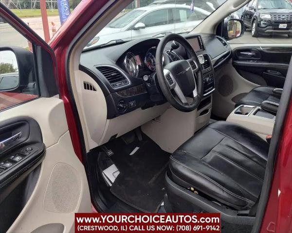 2015 Chrysler Town & Country Touring