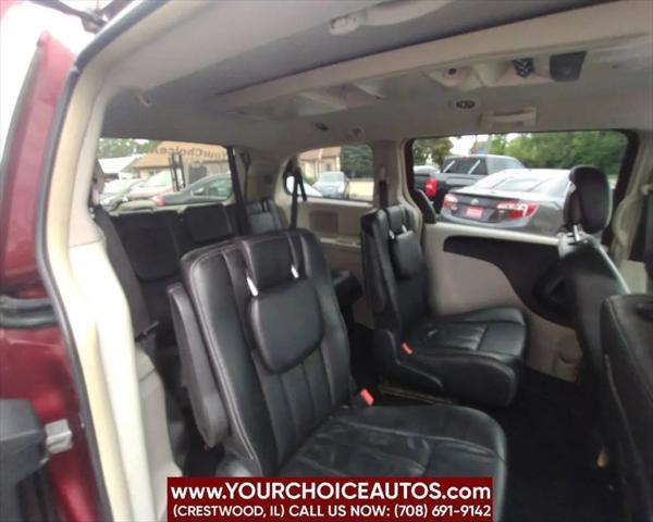 2015 Chrysler Town & Country Touring