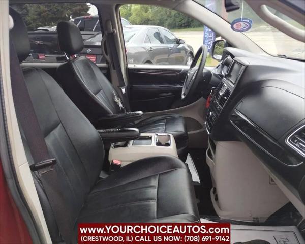2015 Chrysler Town & Country Touring