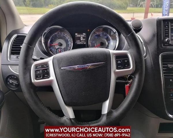 2015 Chrysler Town & Country Touring