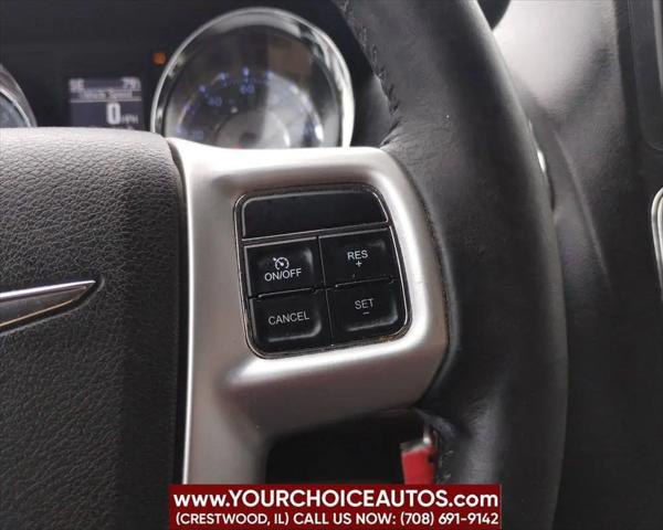 2015 Chrysler Town & Country Touring