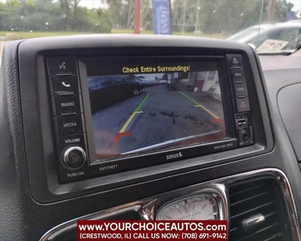 2015 Chrysler Town & Country Touring