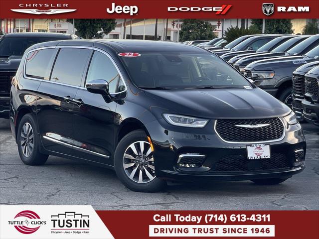 2022 Chrysler Pacifica Hybrid Limited 2022 Chrysler Pacifica Hybrid Limited