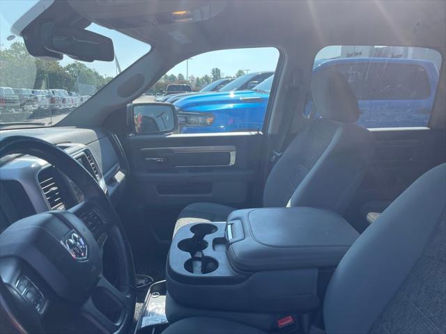 2020 RAM 1500 Classic SLT Crew Cab 4x4 57 Box