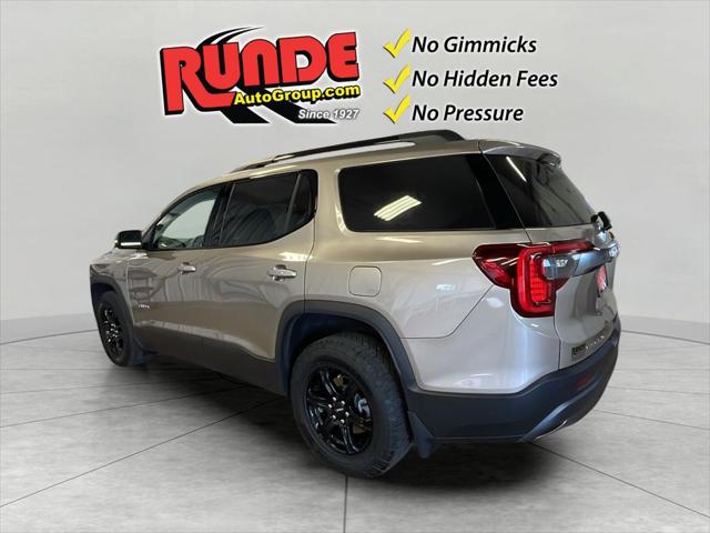2022 GMC Acadia AWD AT4