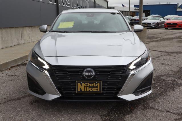 2023 Nissan Altima SV FWD