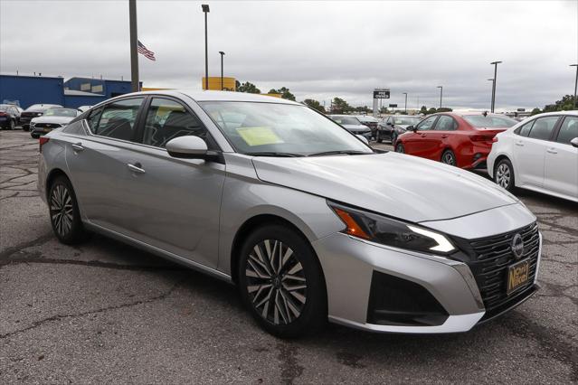 2023 Nissan Altima SV FWD