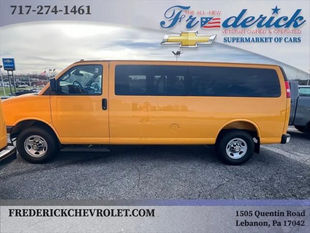 2025 Chevrolet Express Passenger RWD 3500 Extended Wheelbase LT