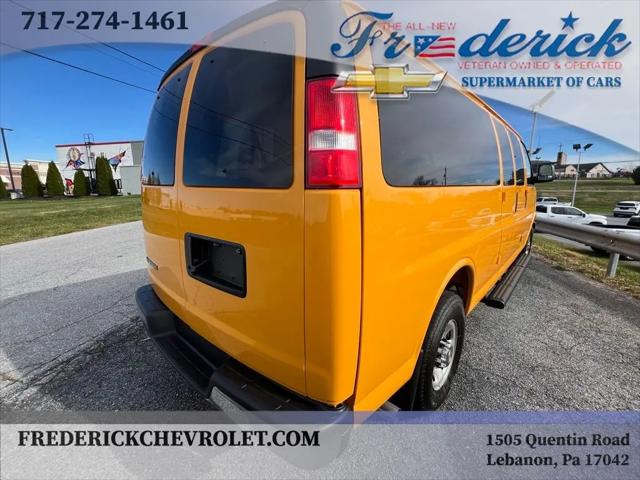 2025 Chevrolet Express Passenger RWD 3500 Extended Wheelbase LT