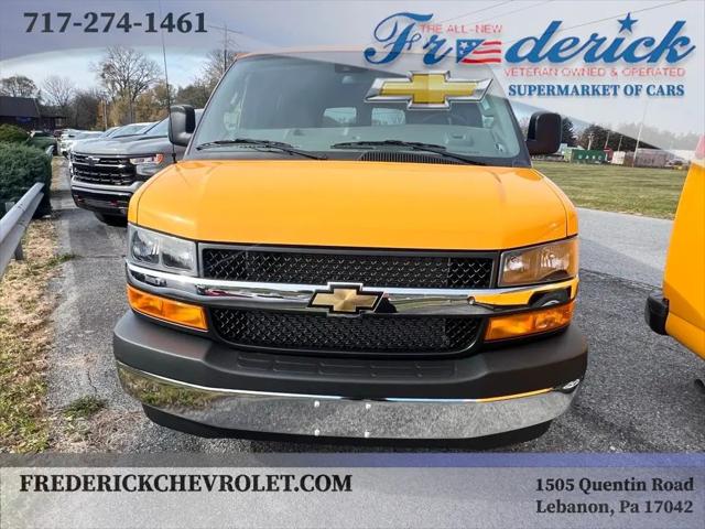 2025 Chevrolet Express Passenger RWD 3500 Extended Wheelbase LT
