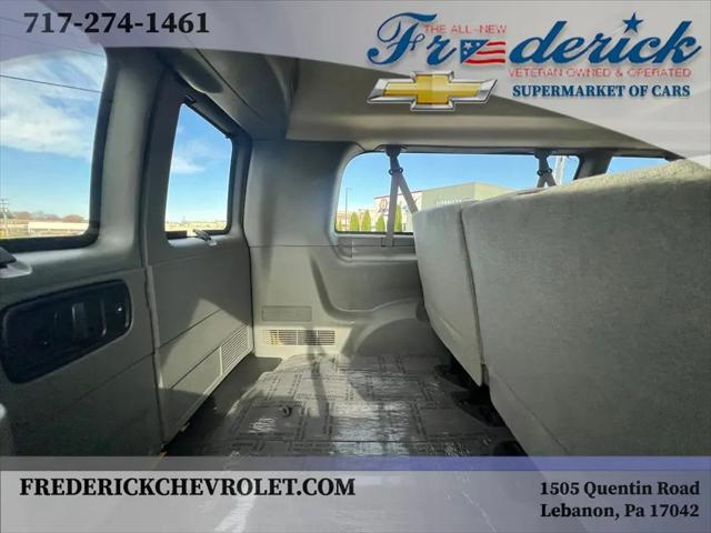 2025 Chevrolet Express Passenger RWD 3500 Extended Wheelbase LT