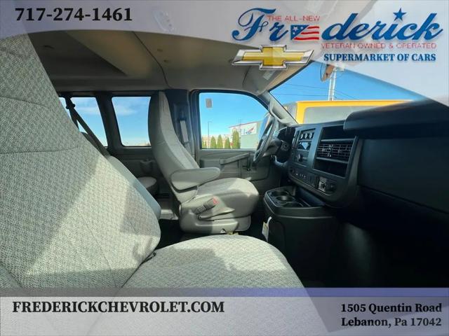 2025 Chevrolet Express Passenger RWD 3500 Extended Wheelbase LT