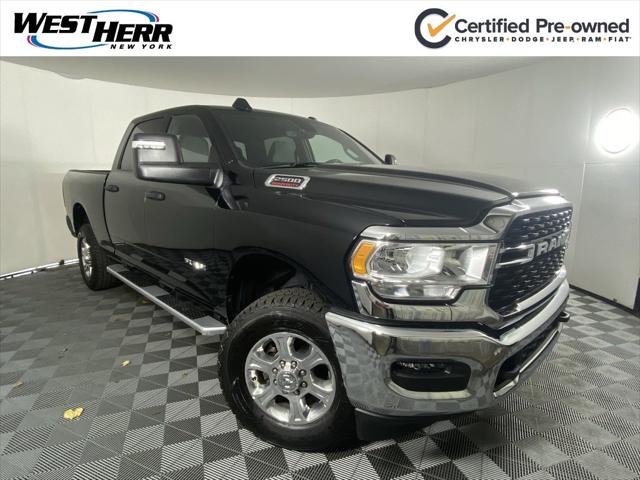 2022 RAM 2500 Tradesman Crew Cab 4x4 64 Box