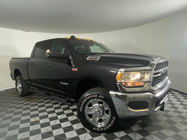 2022 RAM 2500 Tradesman Crew Cab 4x4 64 Box