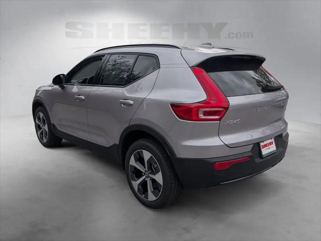 2026 Volvo XC40 Plus, B5 AWD Gas (mild hybrid), Dark