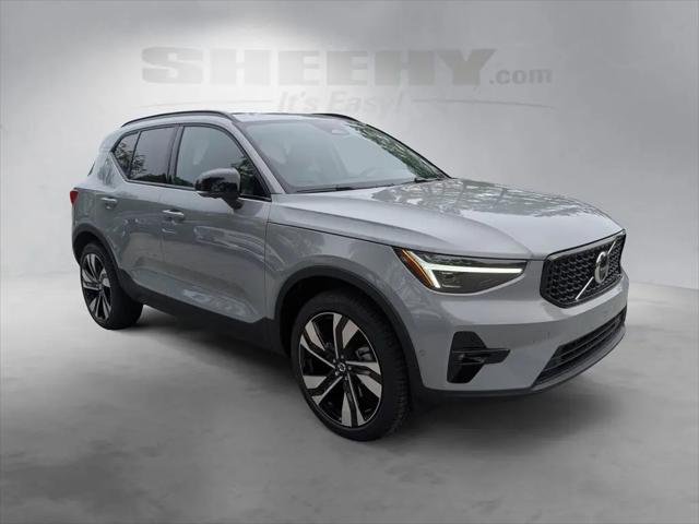2026 Volvo XC40 Ultra, B5 AWD Gas (mild hybrid), Dark