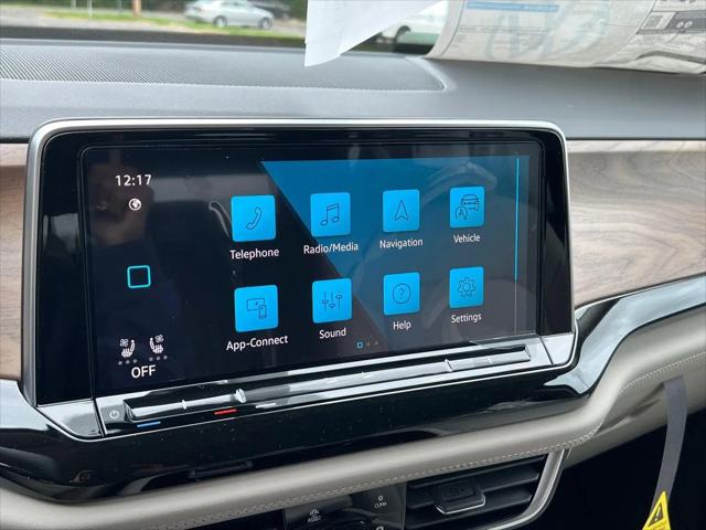 2026 Volkswagen Atlas SE with Technology