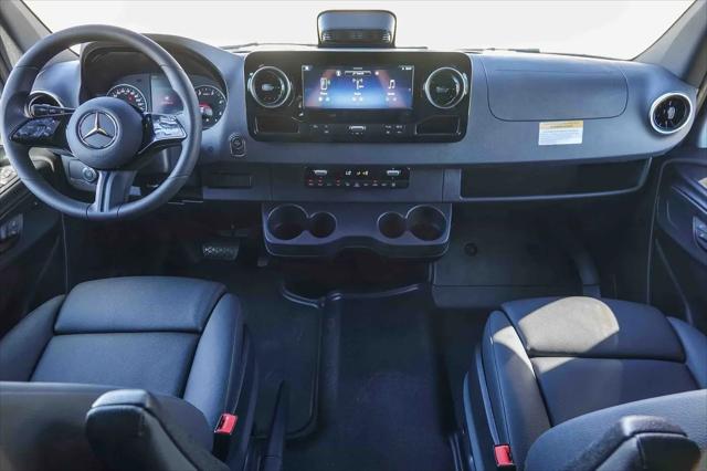 2025 Mercedes-Benz Sprinter 2500 Standard Roof 4-Cyl Diesel HO Select