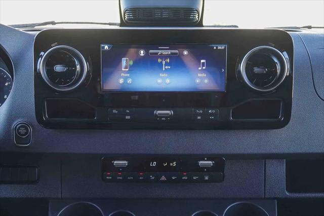 2025 Mercedes-Benz Sprinter 2500 Standard Roof 4-Cyl Diesel HO Select