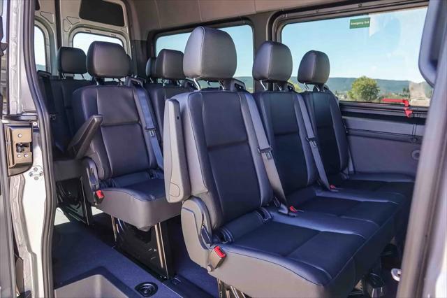 2025 Mercedes-Benz Sprinter 2500 Standard Roof 4-Cyl Diesel HO Select