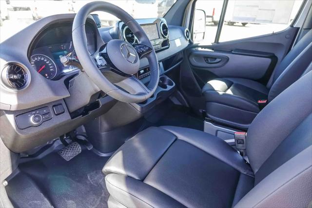 2025 Mercedes-Benz Sprinter 2500 Standard Roof 4-Cyl Diesel HO Select
