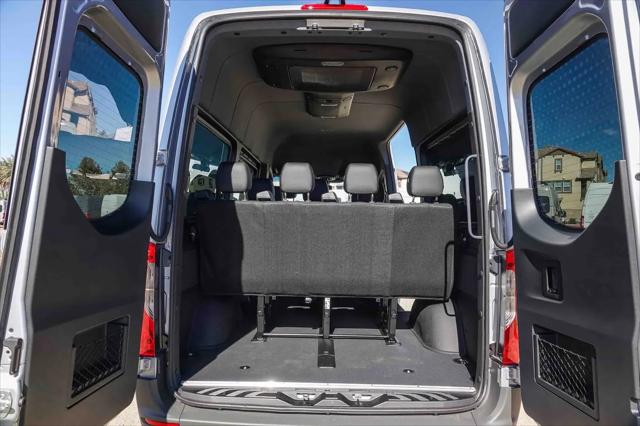 2025 Mercedes-Benz Sprinter 2500 Standard Roof 4-Cyl Diesel HO Select