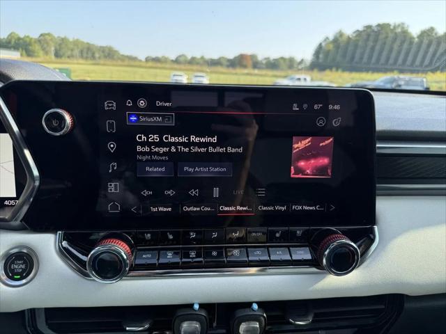 2023 GMC Canyon 4WD Crew Cab Short Box AT4X