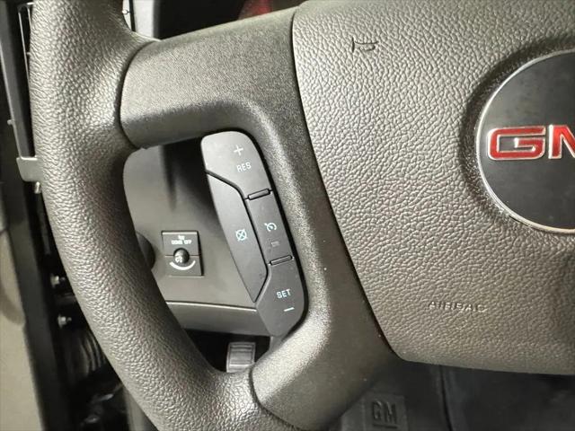 2025 GMC Savana Passenger RWD 2500 Regular Wheelbase LT