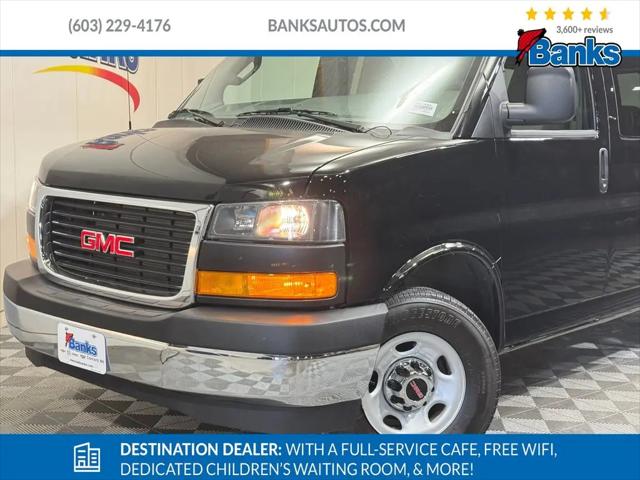 2025 GMC Savana Passenger RWD 2500 Regular Wheelbase LT