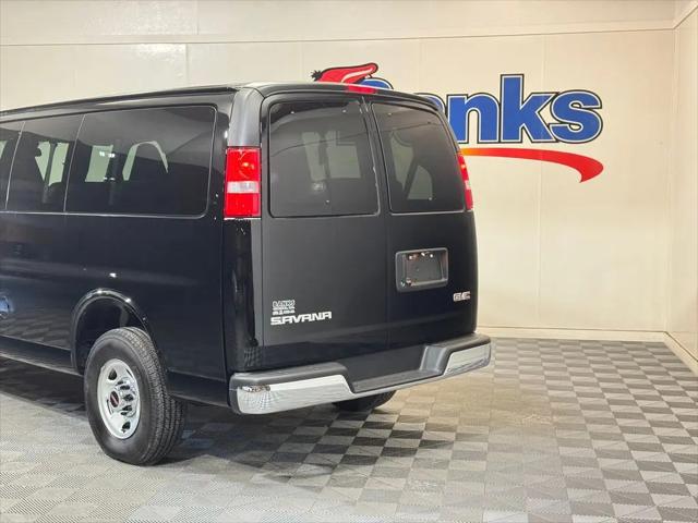 2025 GMC Savana Passenger RWD 2500 Regular Wheelbase LT