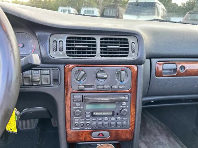 2004 Volvo C70 2.3L Turbo