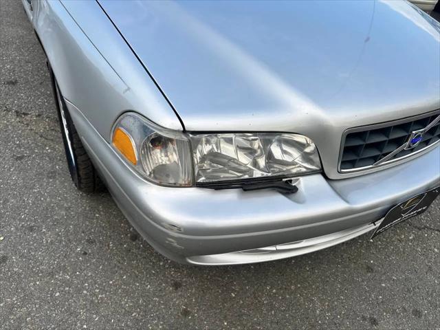 2004 Volvo C70 2.3L Turbo