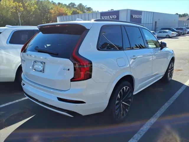 2026 Volvo XC90 Ultra Dark Theme, B6 AWD Gas (mild hybrid), Gasoline, 7 Seats
