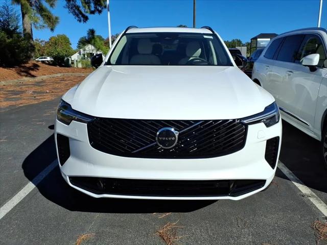 2026 Volvo XC90 Ultra Dark Theme, B6 AWD Gas (mild hybrid), Gasoline, 7 Seats