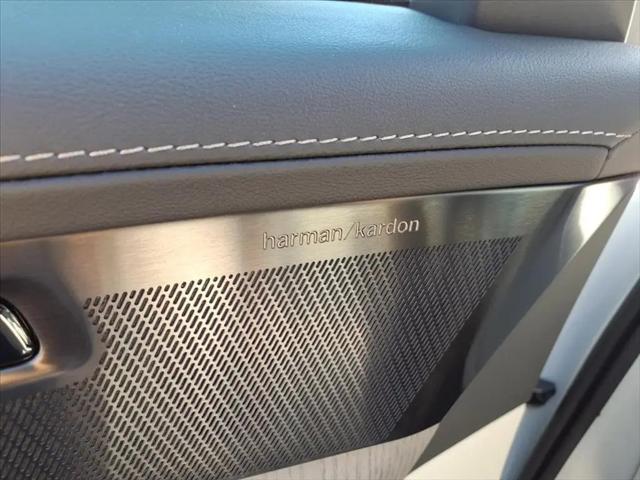 2026 Volvo XC90 Ultra Dark Theme, B6 AWD Gas (mild hybrid), Gasoline, 7 Seats