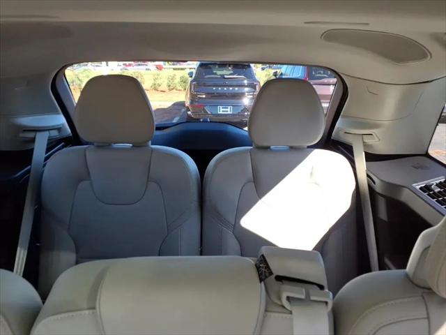 2026 Volvo XC90 Ultra Dark Theme, B6 AWD Gas (mild hybrid), Gasoline, 7 Seats