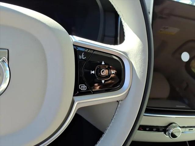2026 Volvo XC90 Ultra Dark Theme, B6 AWD Gas (mild hybrid), Gasoline, 7 Seats