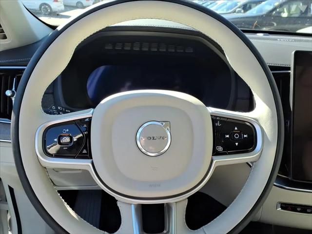 2026 Volvo XC90 Ultra Dark Theme, B6 AWD Gas (mild hybrid), Gasoline, 7 Seats