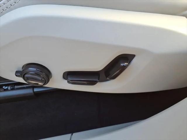 2026 Volvo XC90 Ultra Dark Theme, B6 AWD Gas (mild hybrid), Gasoline, 7 Seats