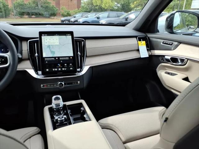 2026 Volvo XC90 Ultra Dark Theme, B6 AWD Gas (mild hybrid), Gasoline, 7 Seats
