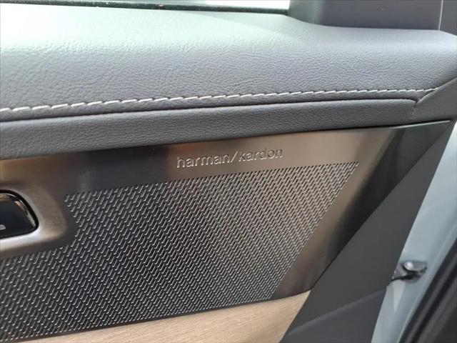2026 Volvo XC90 Ultra Dark Theme, B6 AWD Gas (mild hybrid), Gasoline, 7 Seats