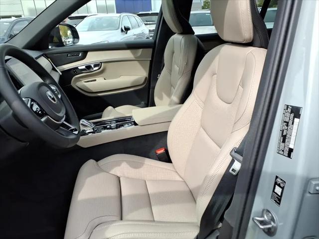 2026 Volvo XC90 Ultra Dark Theme, B6 AWD Gas (mild hybrid), Gasoline, 7 Seats